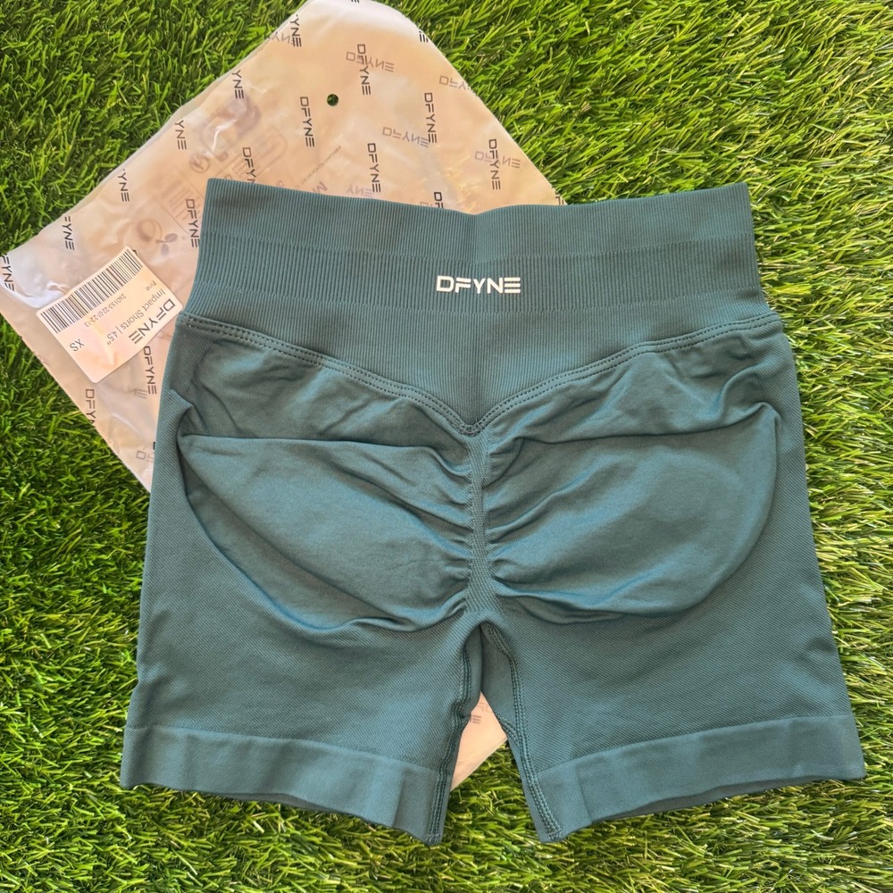 Dfyne impact shorts 4.5" pine extra small